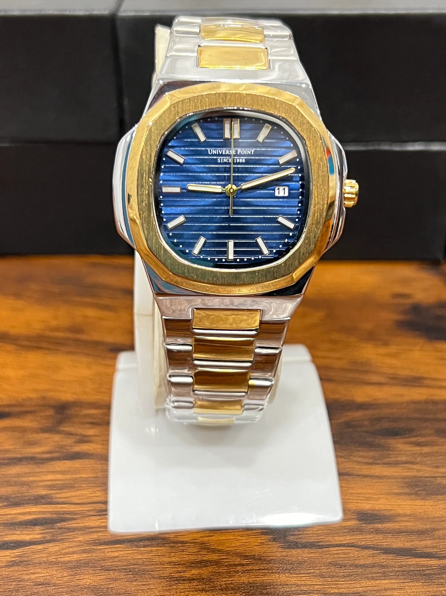 PP truetone with blue dial with date